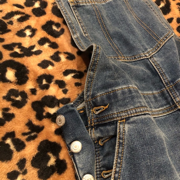 Overalls🤠 - Picture 2 of 3
